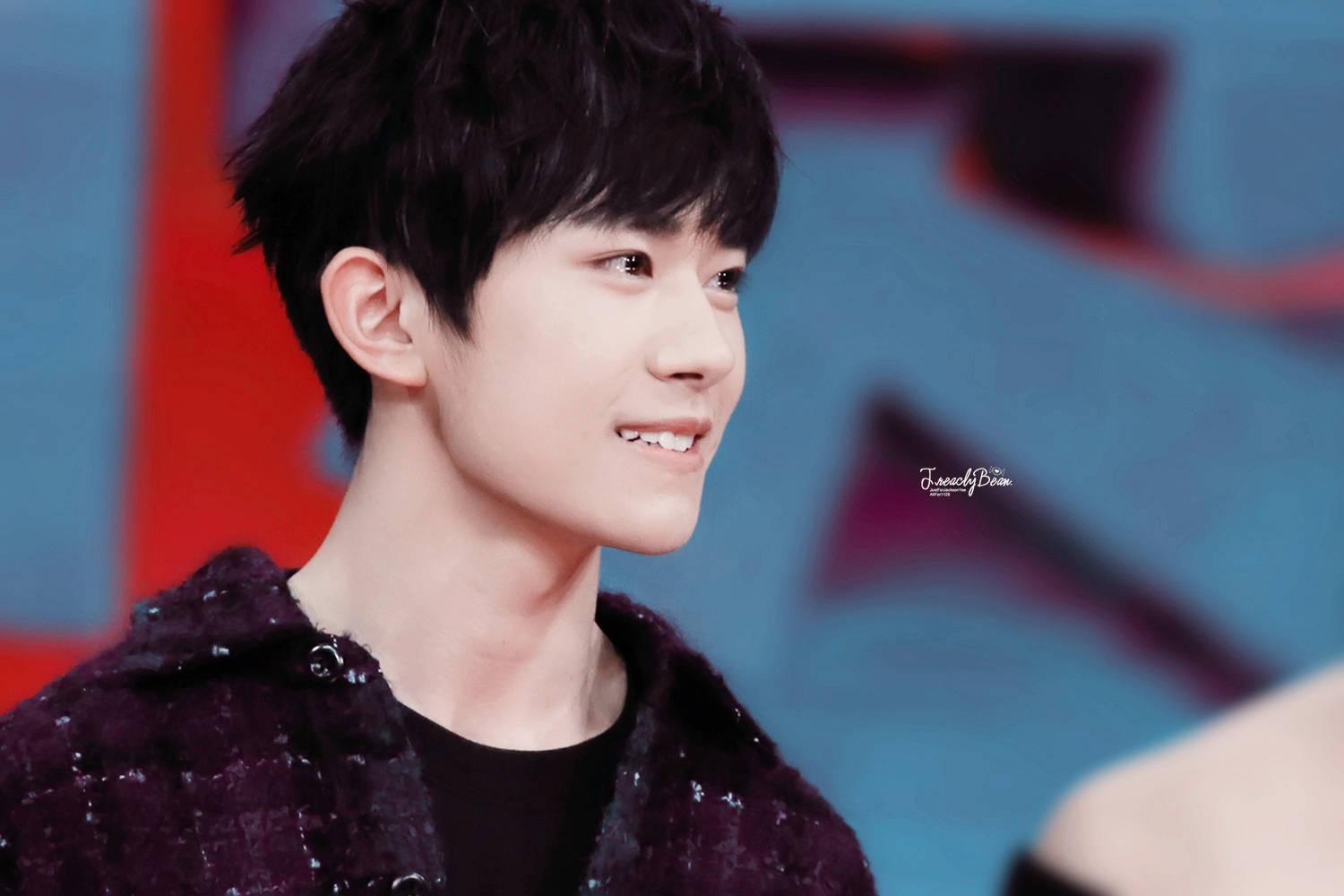 易烊千玺#tfboys 湖南卫视天天向上录制 高清 帅气