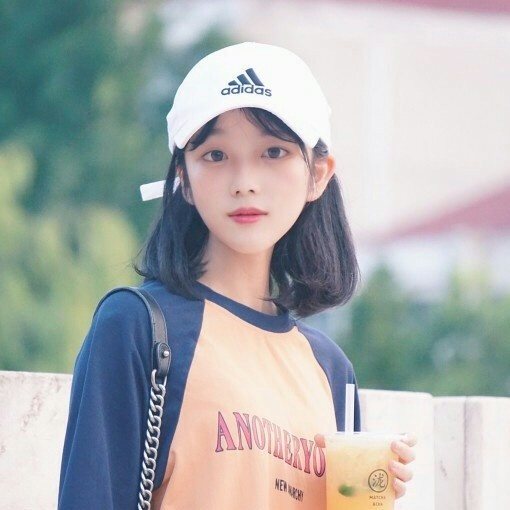 真人闺蜜头像 落泪前转身