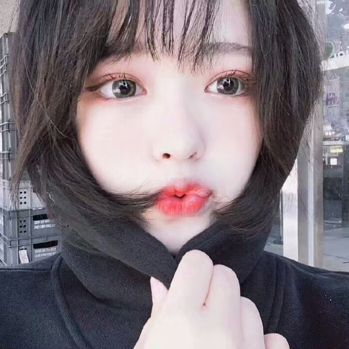 玩网/御姐/女生/半张脸/美女/女生头像
