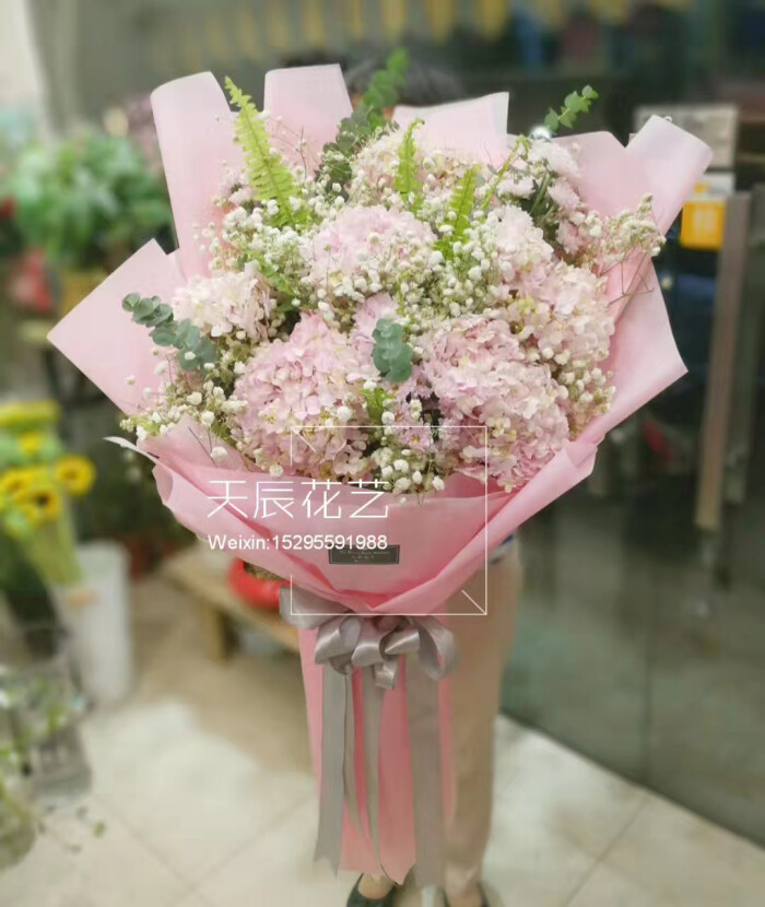 浪漫粉绣球超大花束-堆糖，美好生活研究所