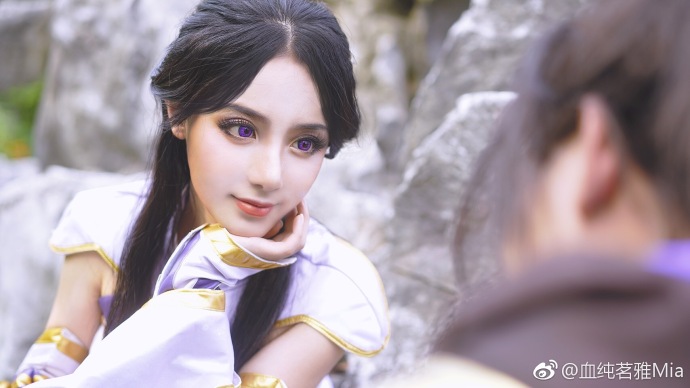 微博:血纯茗雅mia 【cos:紫霞仙子】