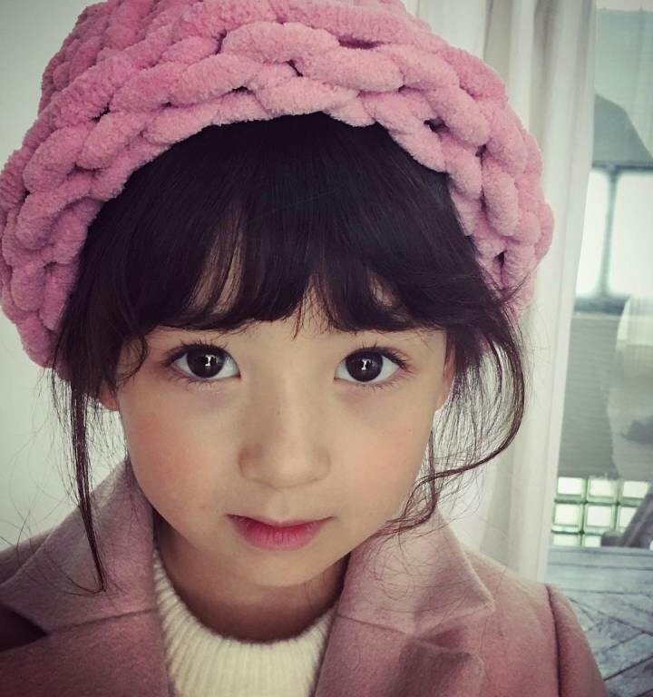 可爱萌娃头像 壁纸韩美混血儿小萝莉ellie
