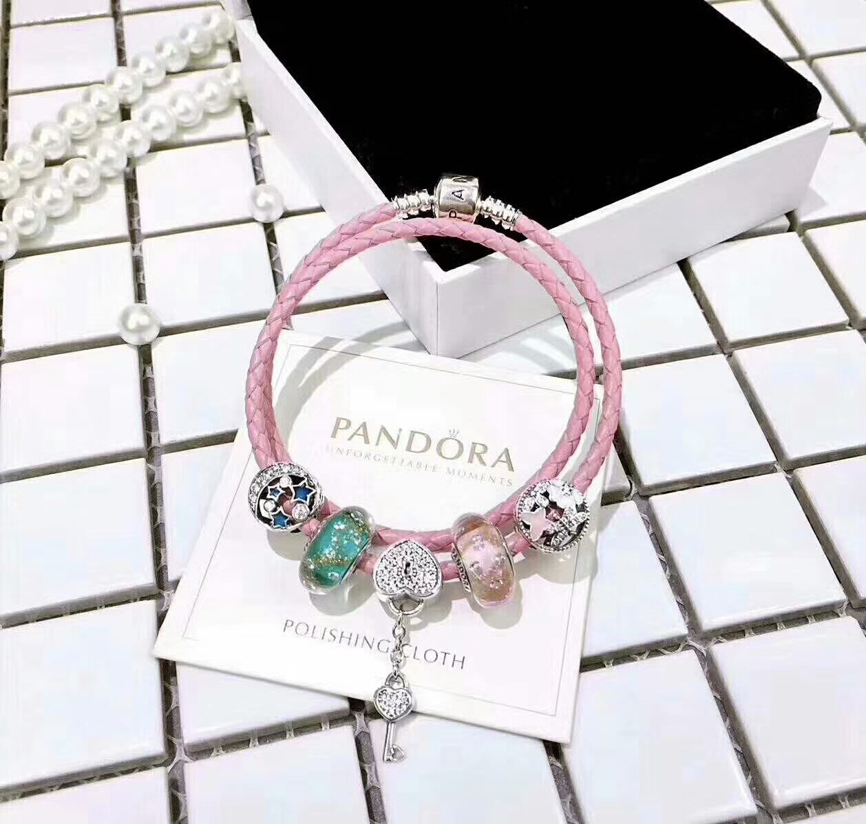 pandora【潘多拉】 2017 潘朵拉,925纯银手链,手围16一21厘米最新皮绳