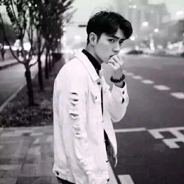 帅气男生头像.