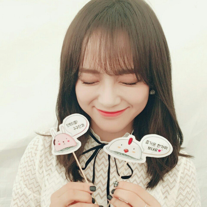 韩国女爱豆头像 gugudan 金世正sejeong