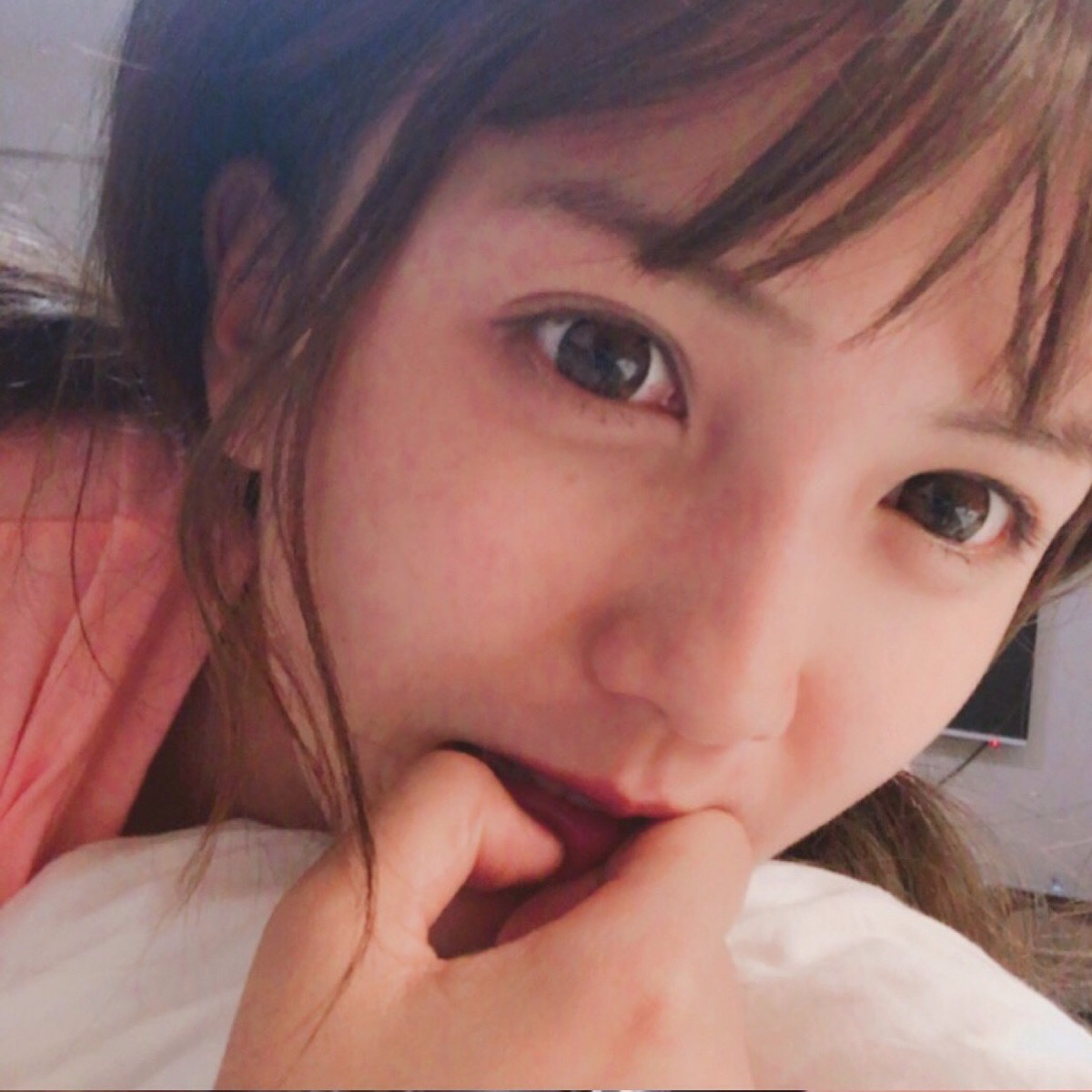 韩系 女生 欧美 半身 唯美 遮脸 镜子照 中式风 安静 可爱 卖萌 个性