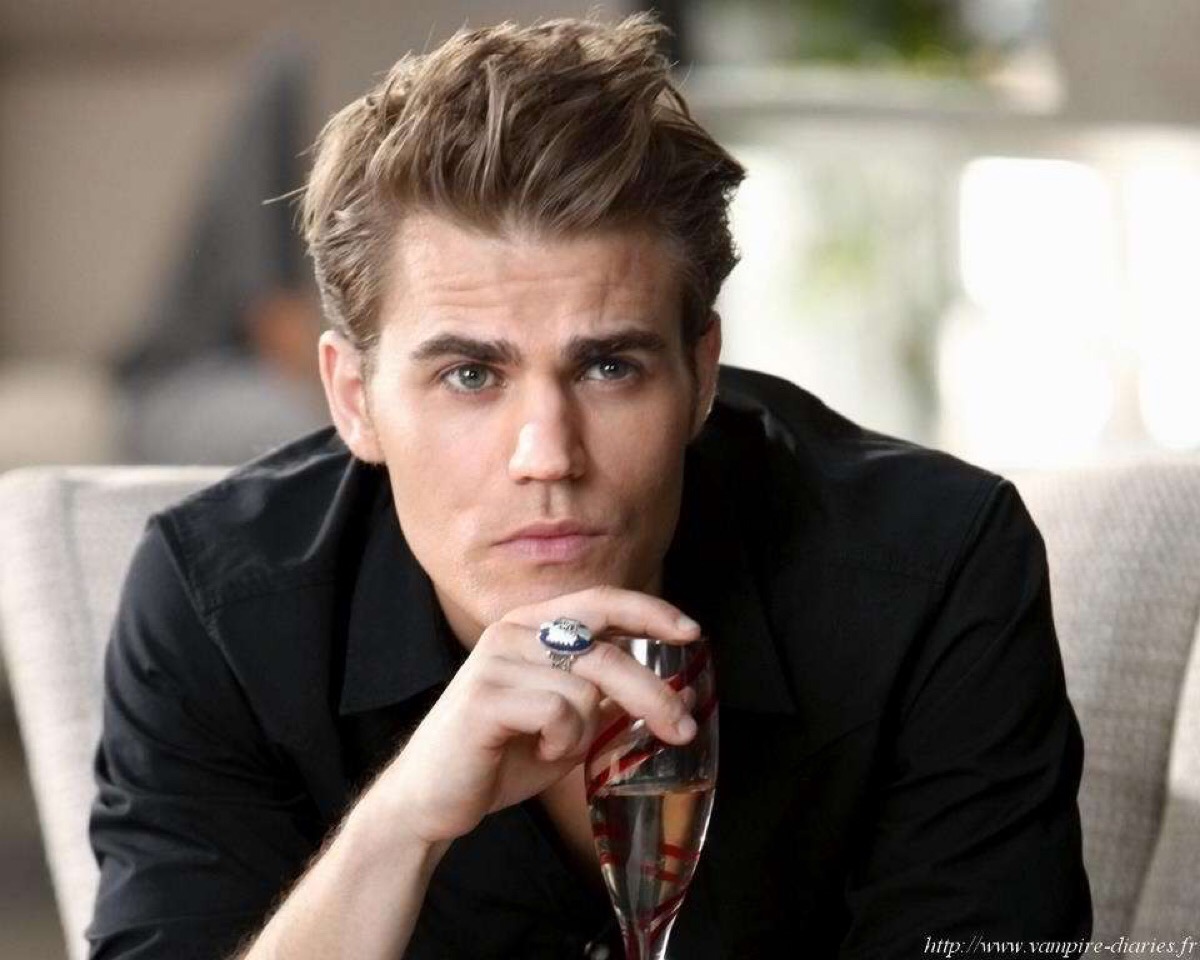 249 paul wesley(保罗·韦斯利):《the vampire diaries(吸血鬼日记)