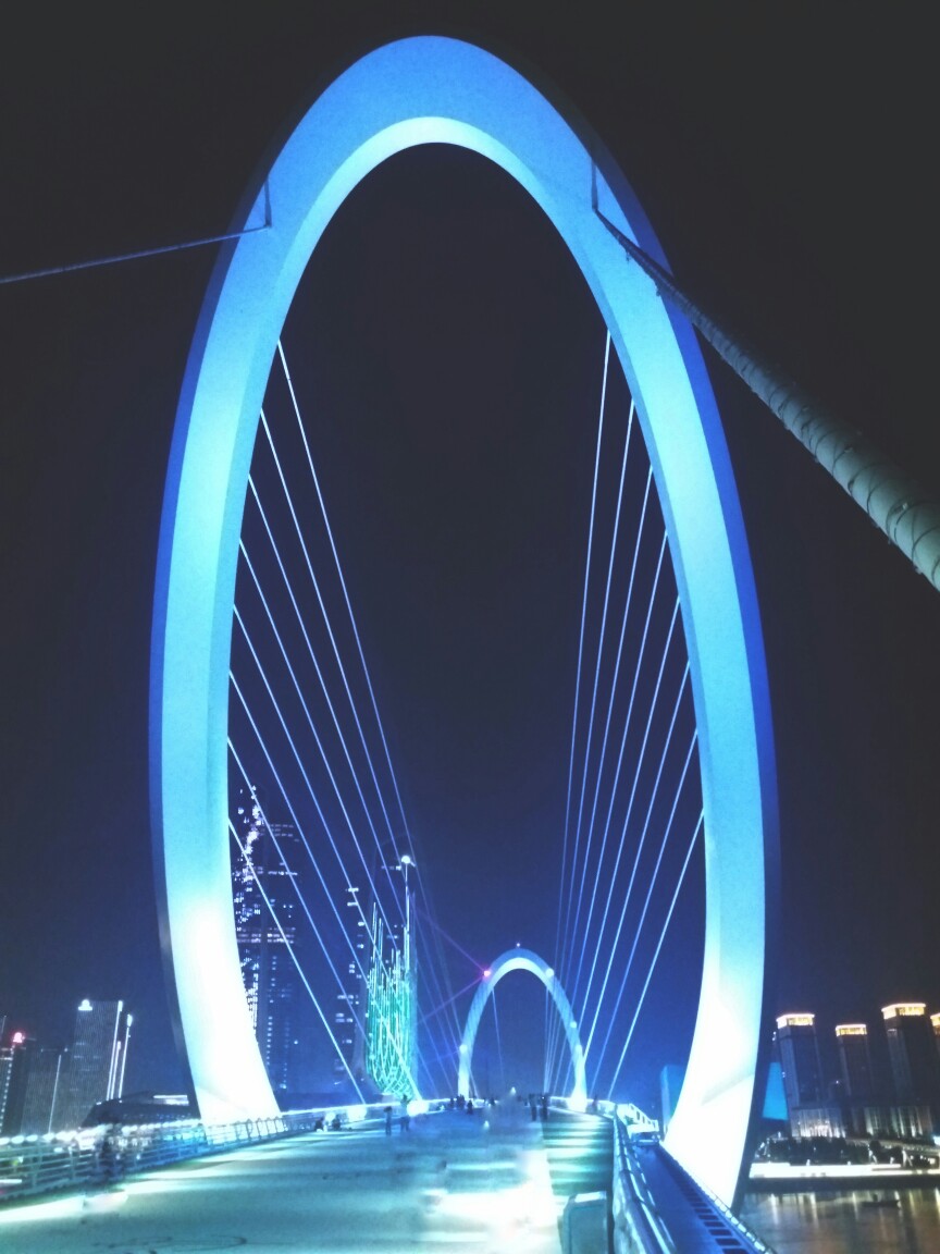 南京眼入夜,只为等你闪耀