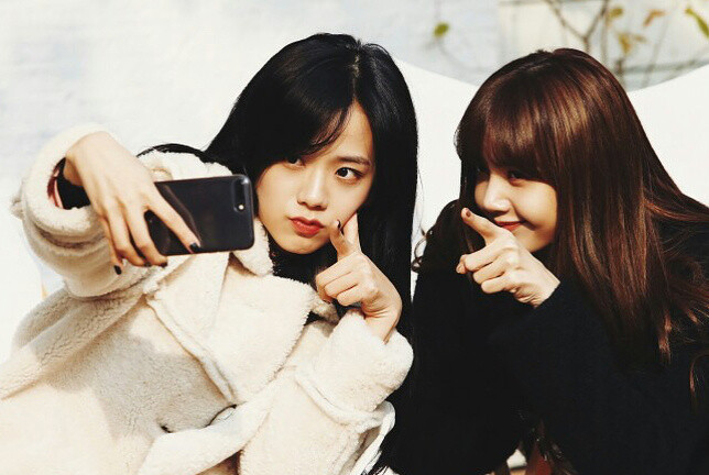 jisoo&lisa