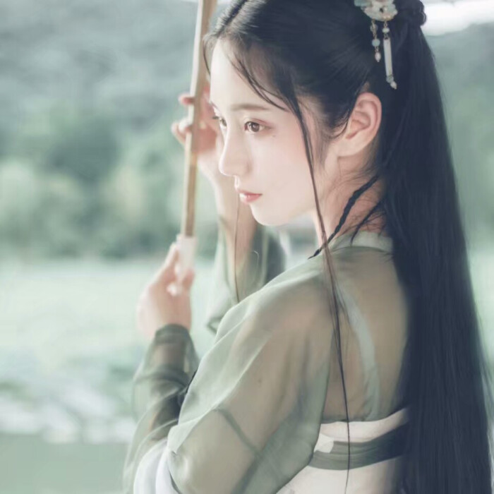 当我在这里 女头 古风 少女 图片 头像 中国风