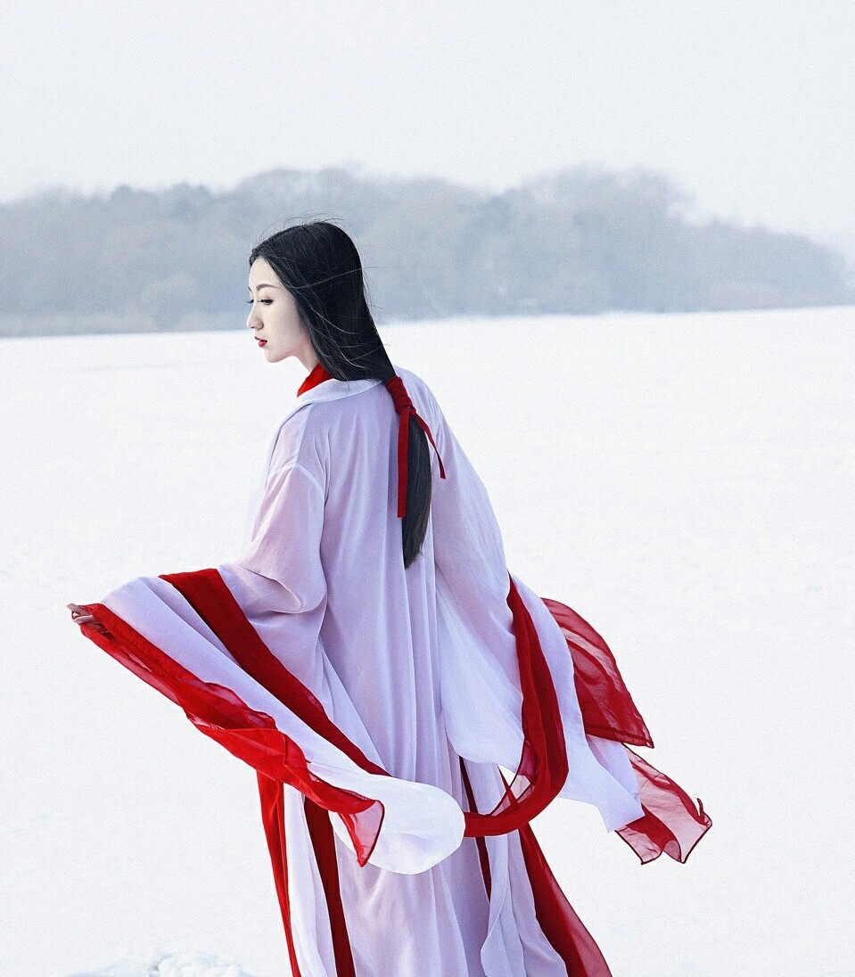 悦目是佳人!倾国倾城貌!惊为天下人!古风真人女头
