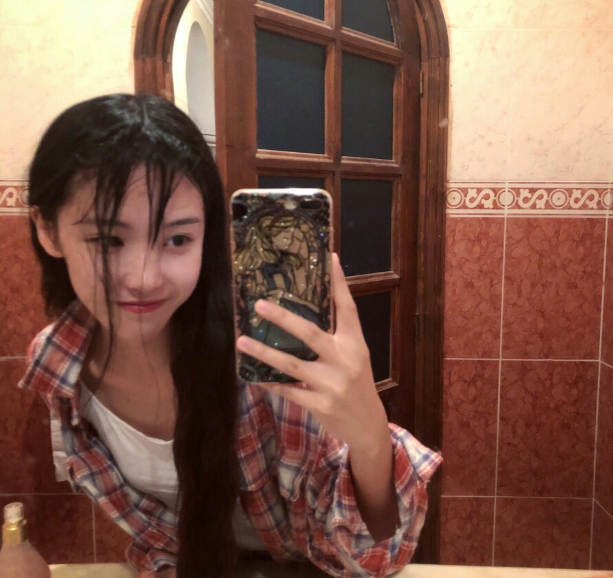微博:半藏森林超好看的小姐姐 拿图点赞么么
