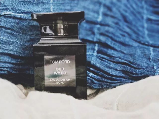 oud wood by tom ford