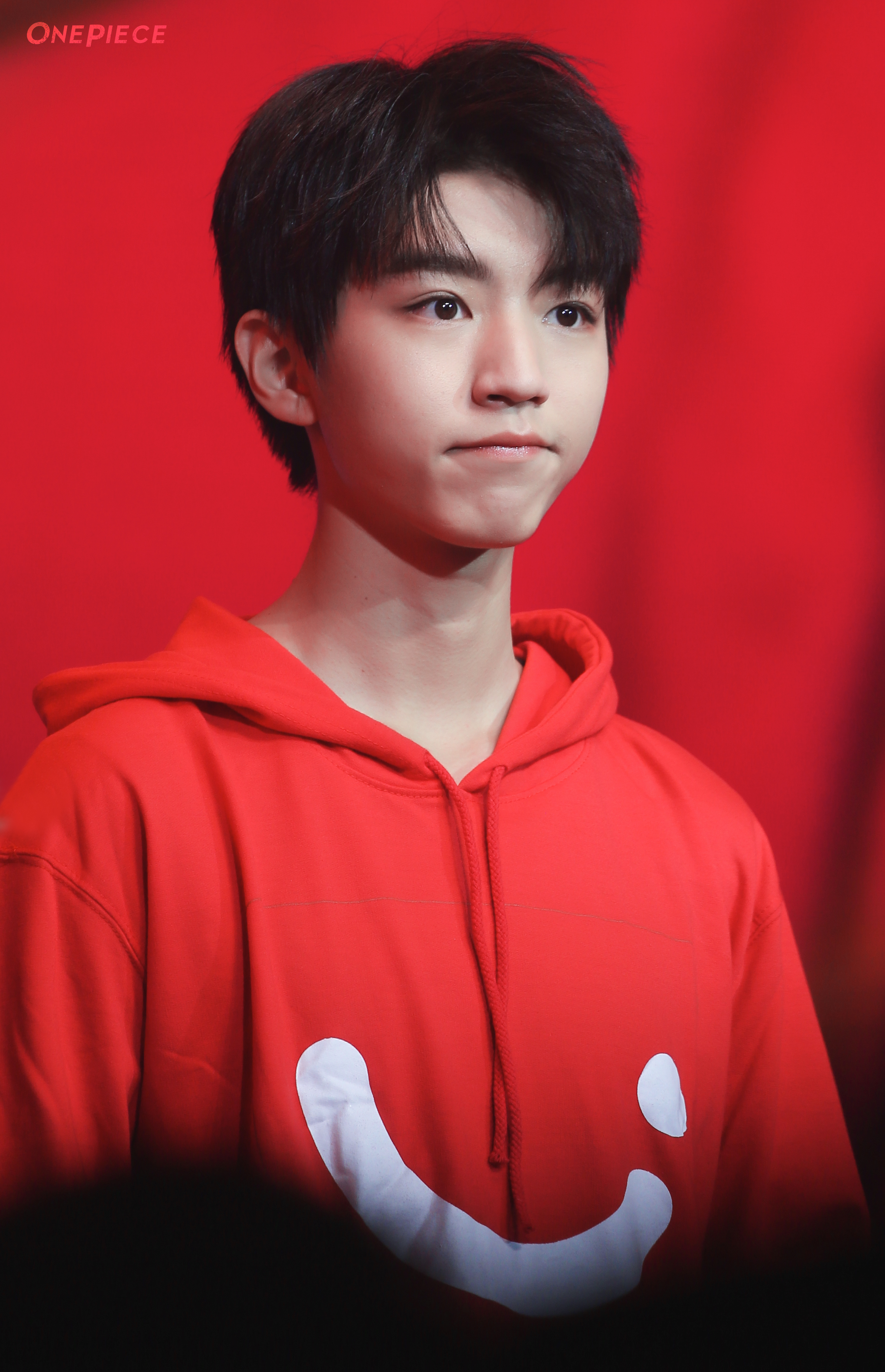 王俊凯 2017.1212 口碑1212超级狂欢派对 cr.logo