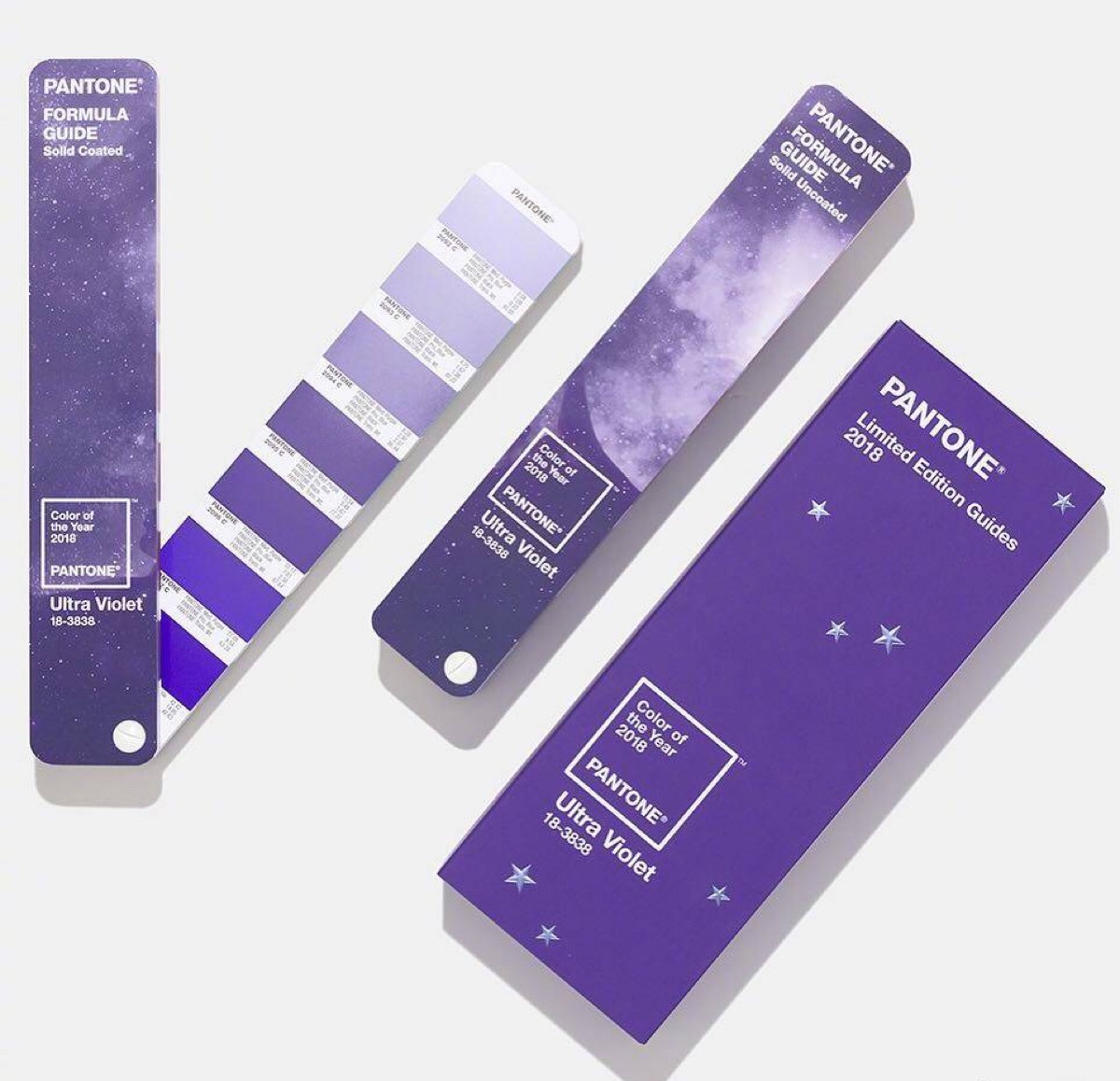 pantone公布2018年度流行色:编号18-3838的ultra violet紫外光色~令人