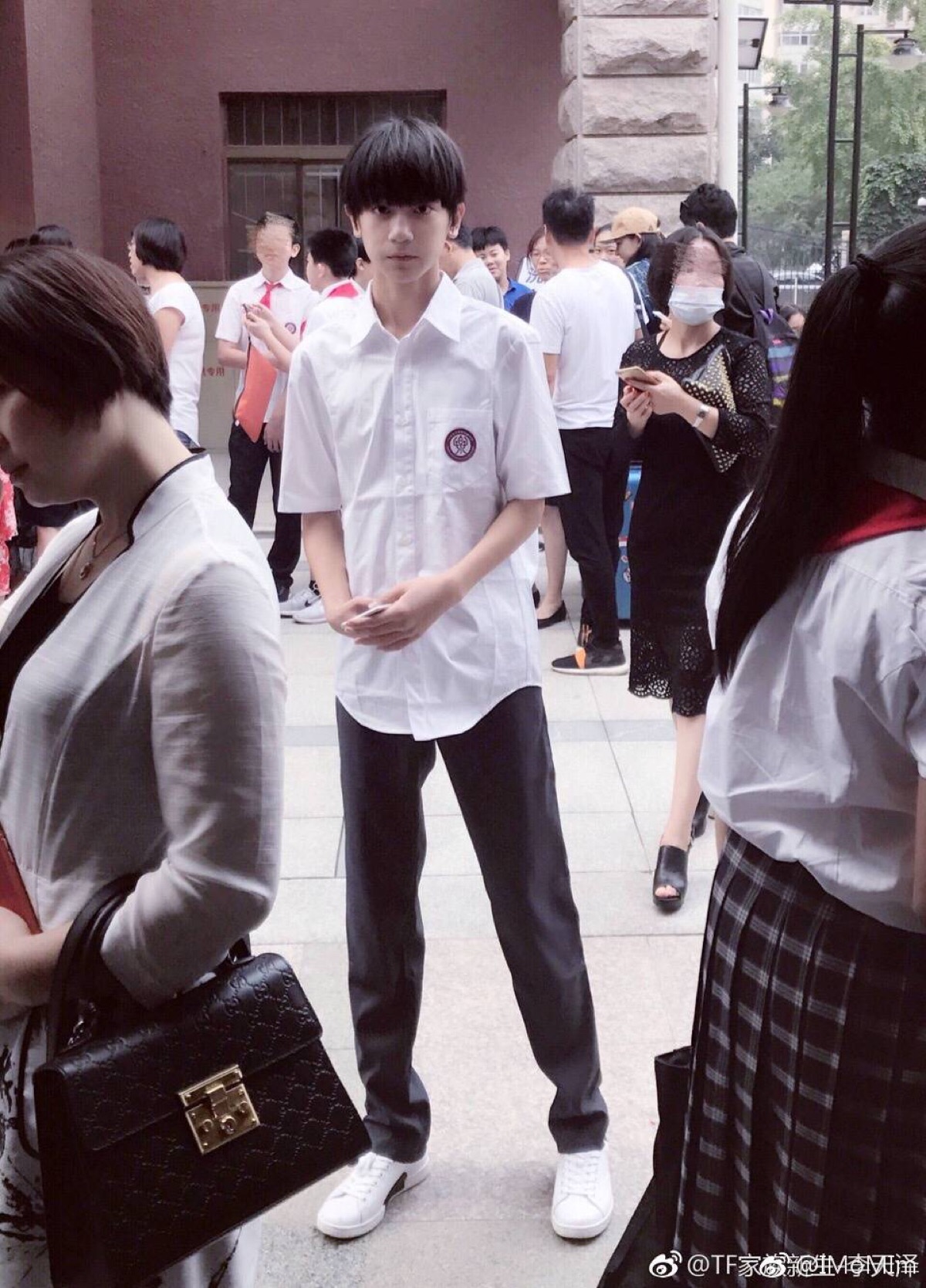 李天泽 