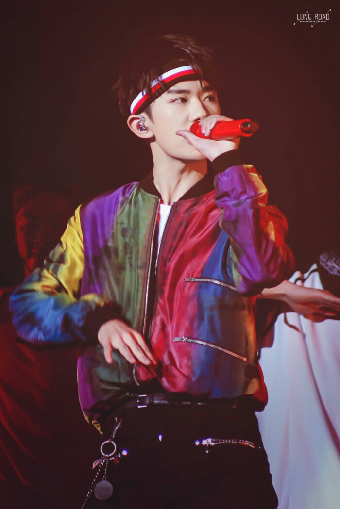 #易烊千玺 #TFBOYS 咪咕音乐盛典 高清 帅气