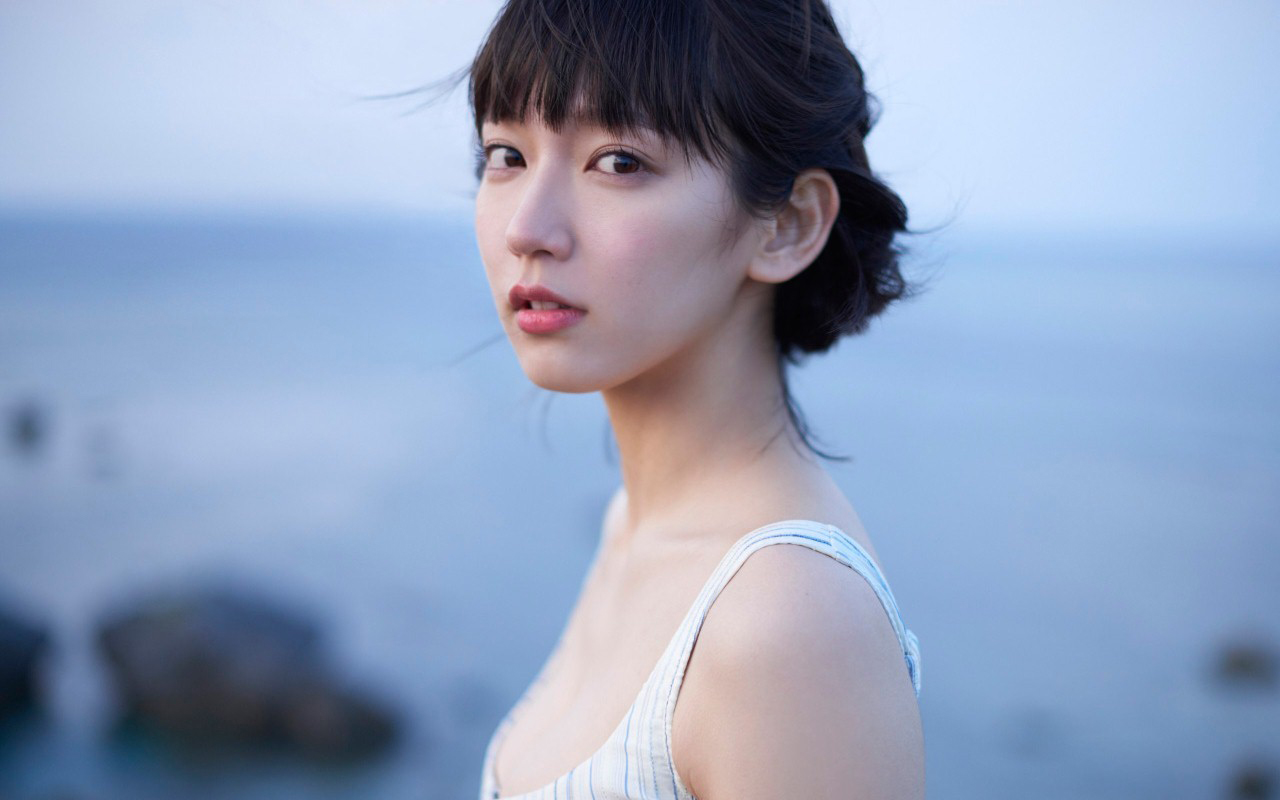 吉冈里帆