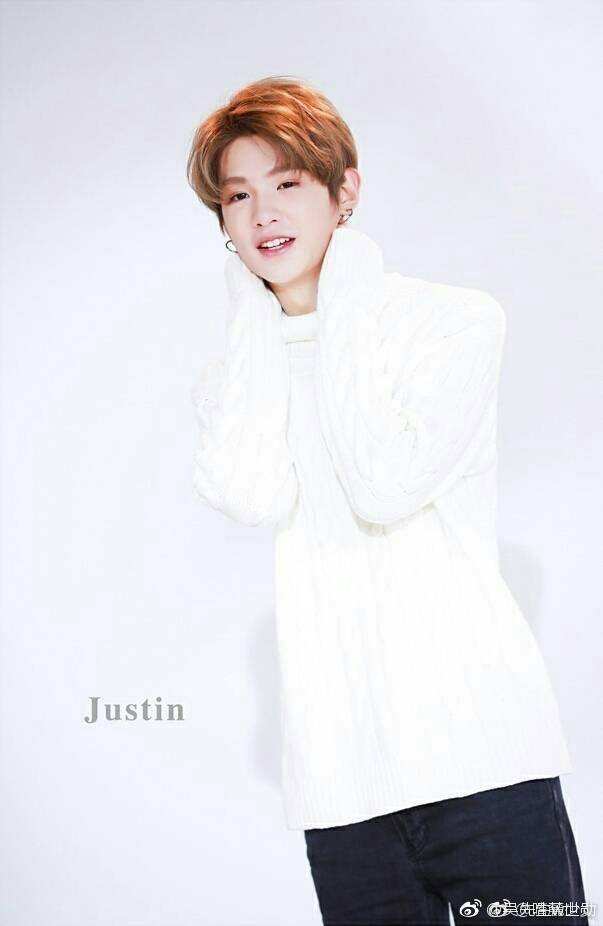 justin黄明昊