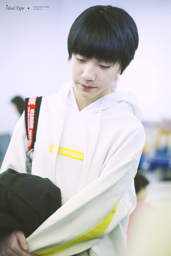 李天泽 