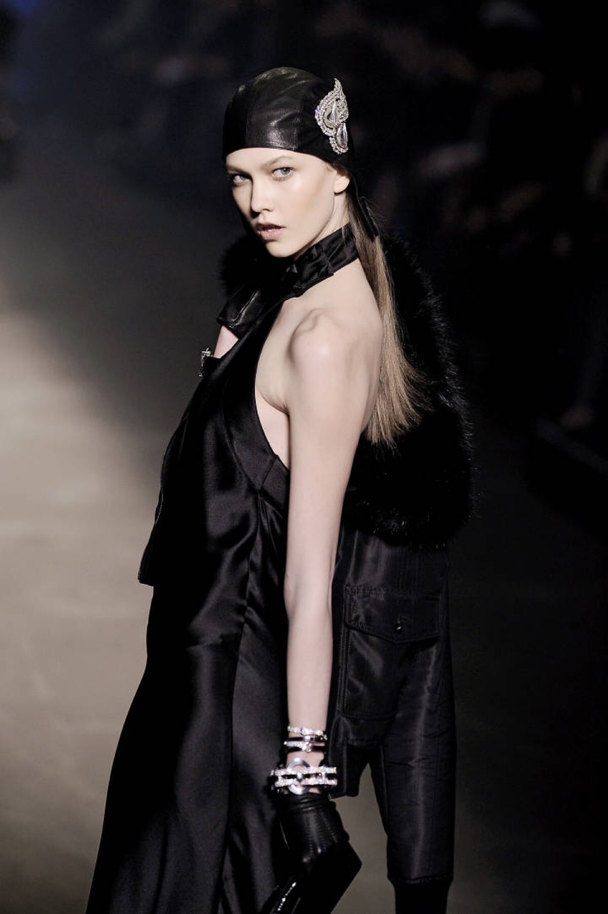 karliekloss##晚安karlie# runway | 2009 f/w ready-to-wear herms