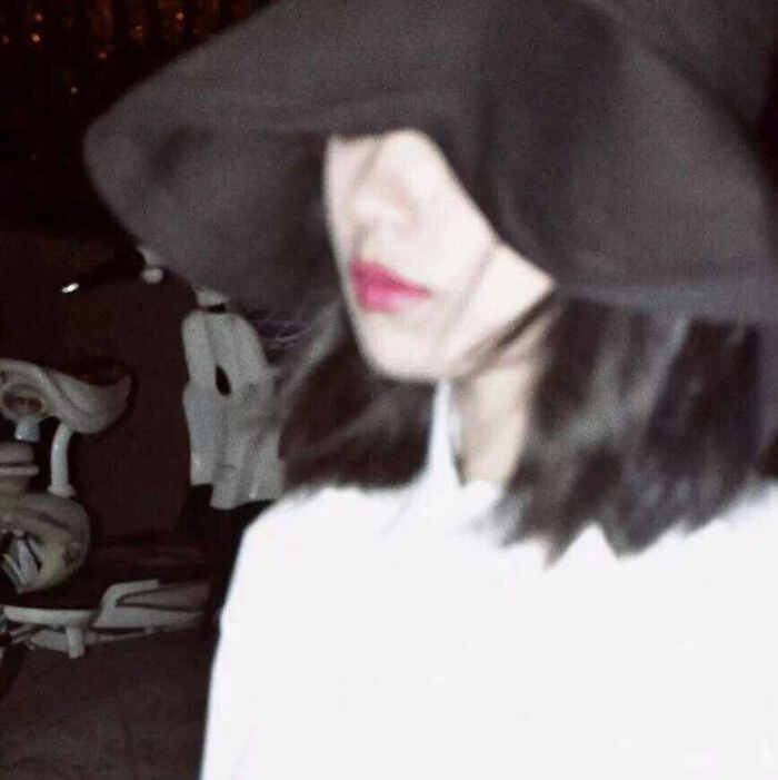 模糊头像 by坠落少女