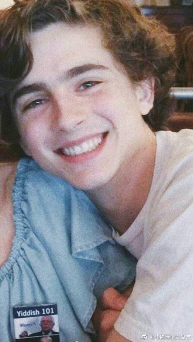 蒂莫西·柴勒梅德timothée chalamet 甜茶