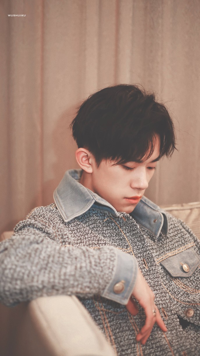 tfboys 易烊千玺 cr微博 具体见水印 侵权删