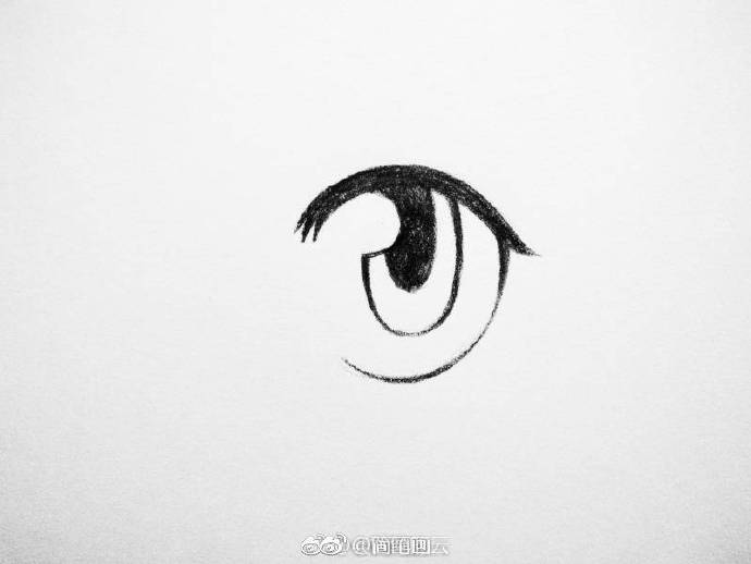一组简单的动漫眼睛画法.(投稿:@会画画的云 )