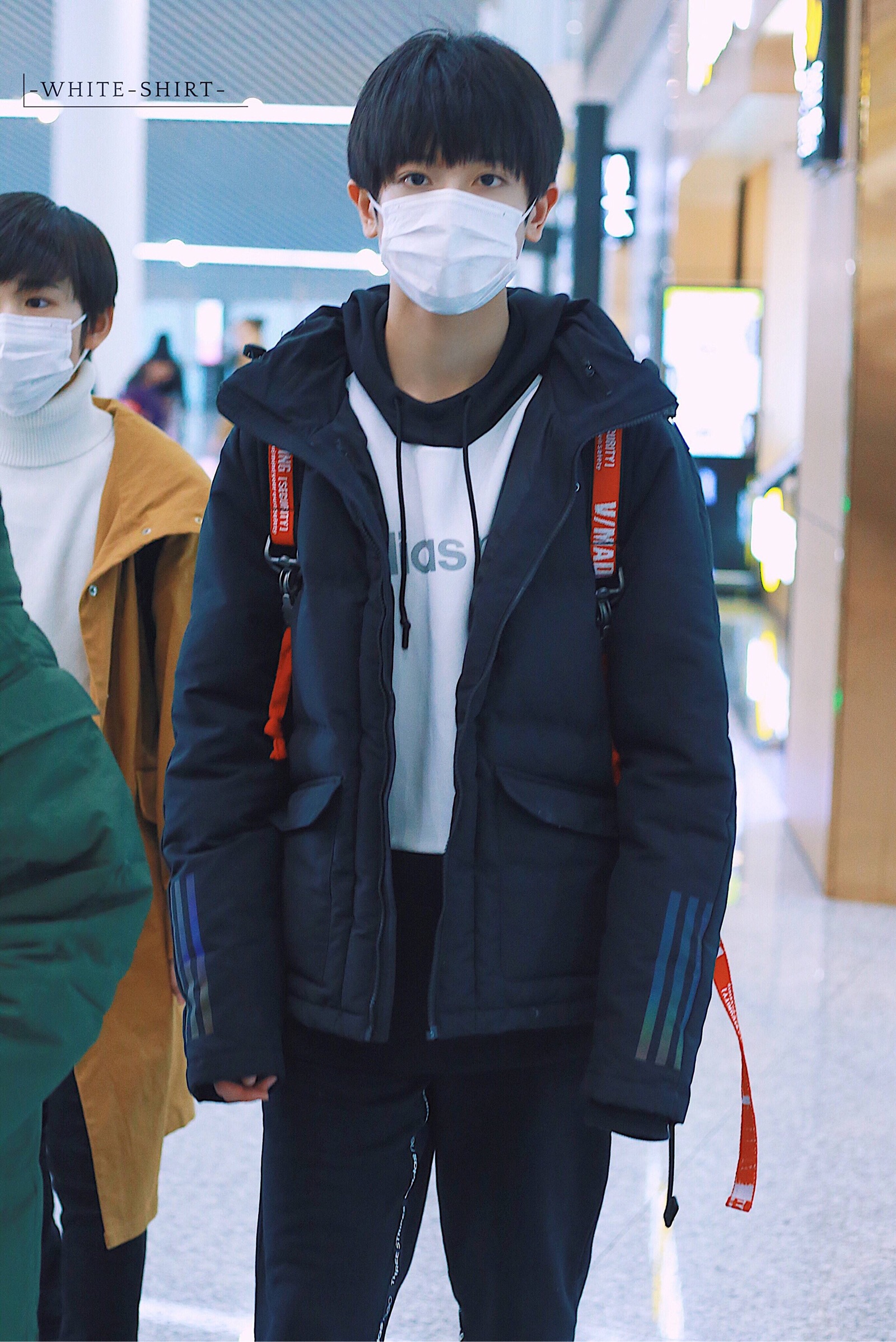 李天泽 