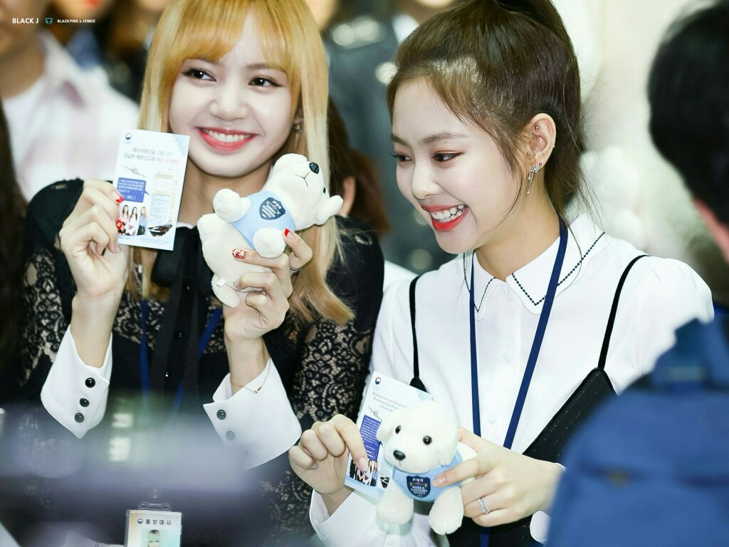 jennie&lisa