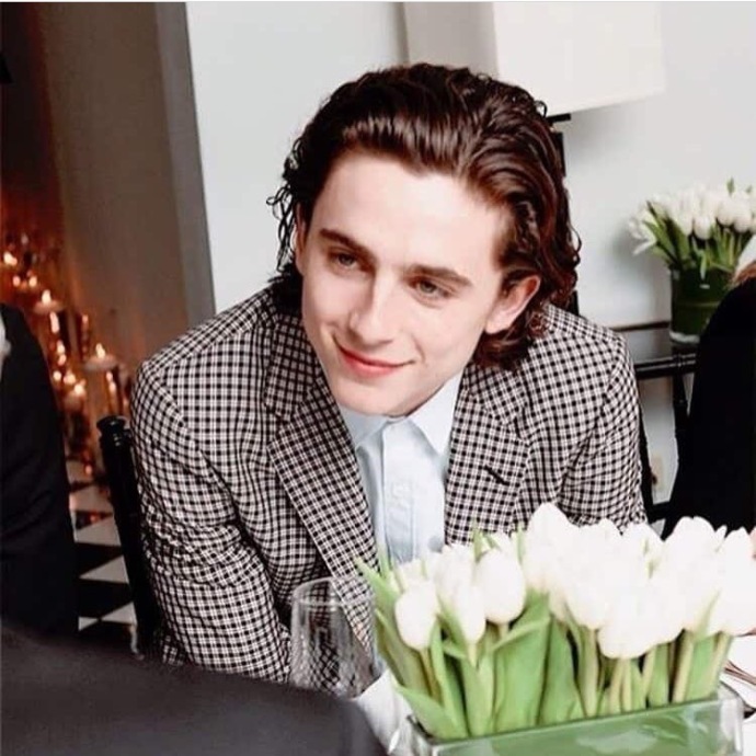 提莫西·查拉梅timothéechalamet