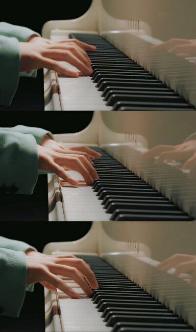 张艺兴壁纸 手 弹钢琴