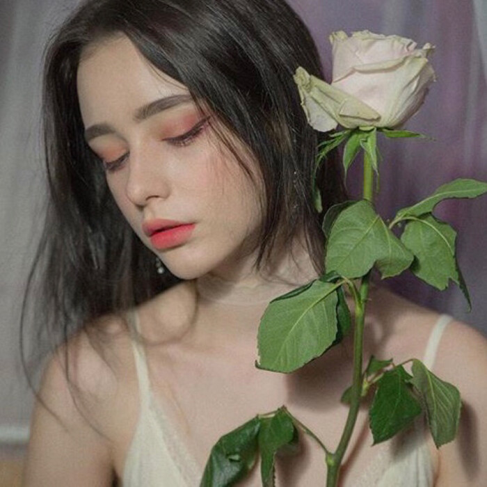 女生头像# #欧美头像# #自截头像# #高清头像# #头像# #明星头像