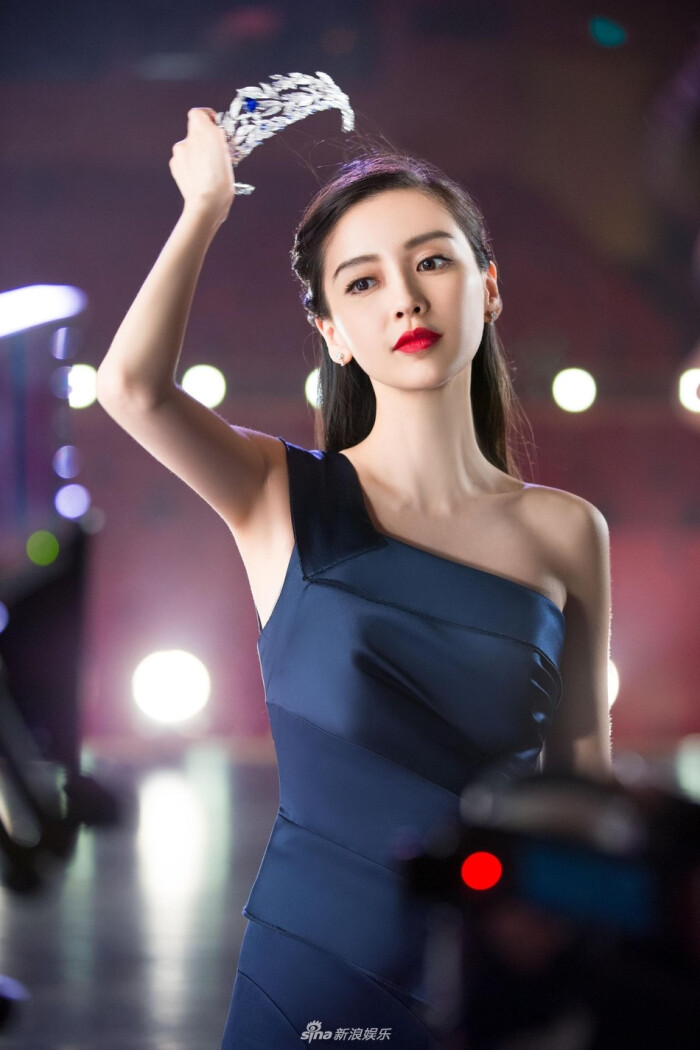 杨颖(angelababy),1989年2月28日出生于上海市,华语影视女演员,时尚