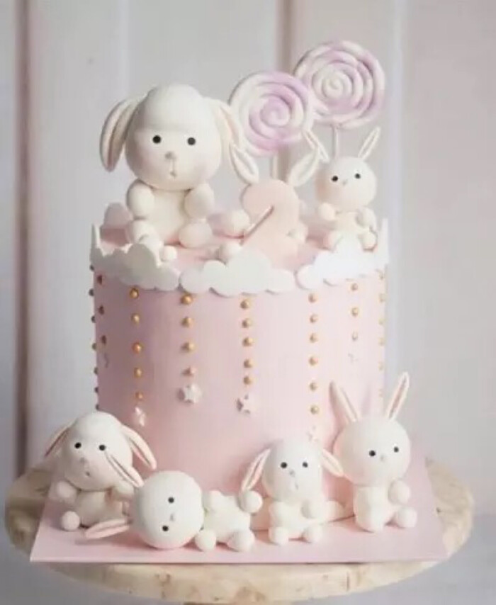 小兔子翻糖蛋糕