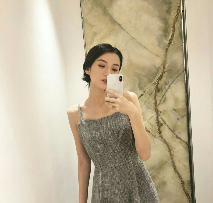 复古御姐女生头像