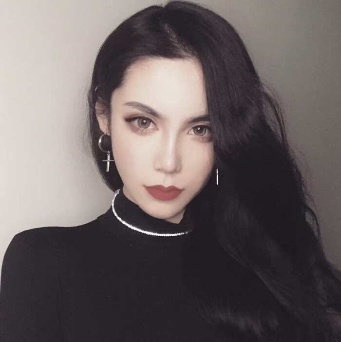 复古御姐女生头像