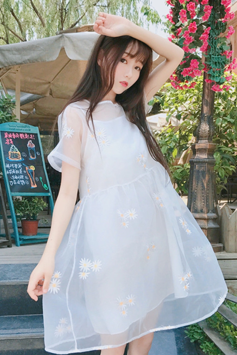 2018夏季新款女装少女韩版学生宽松裙子刺绣两件套连衣裙吊带