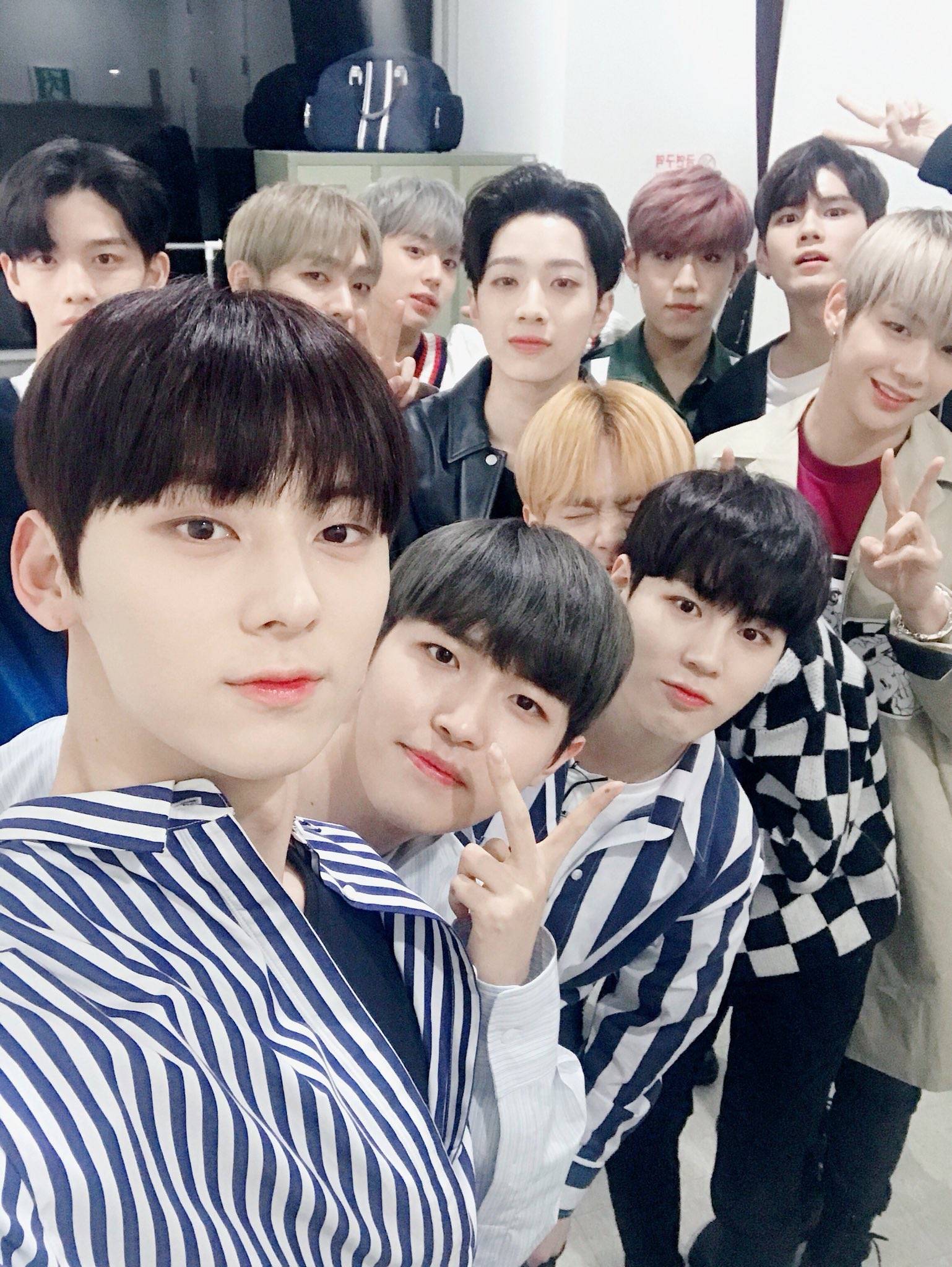 wannaone