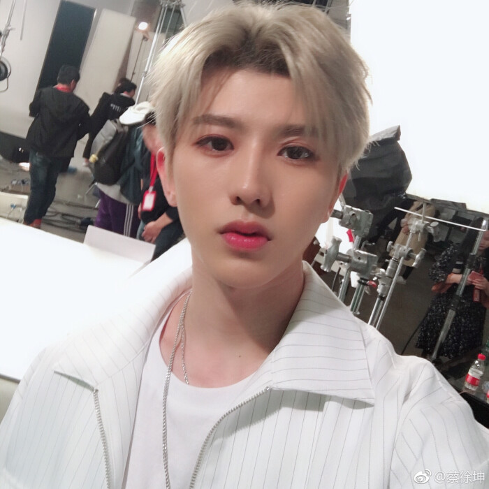 nine percent 蔡徐坤