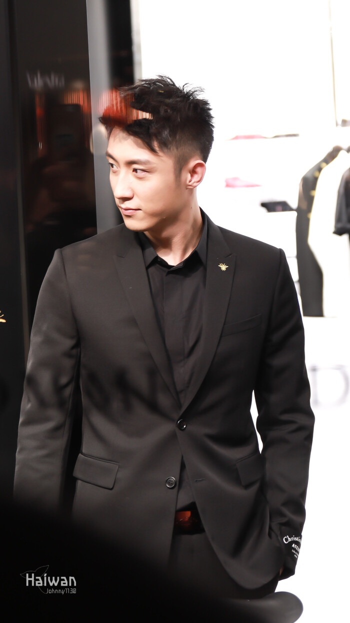 20180412-dior迪奥中国区香氛世家大使黄景瑜身穿dior·homme2018秋季