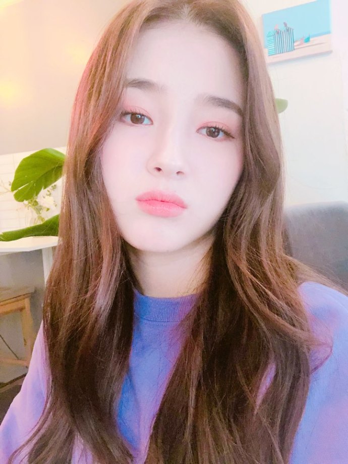 nancy李承利 momoland  by莱那那