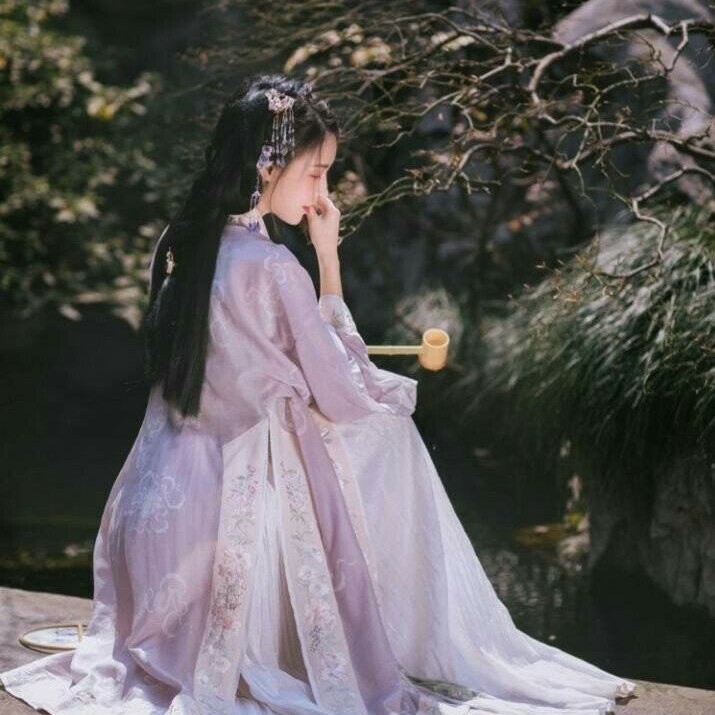 女生头像 古风 长发