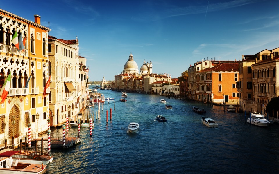 意大利城市唯美风景高清图片桌面壁纸
