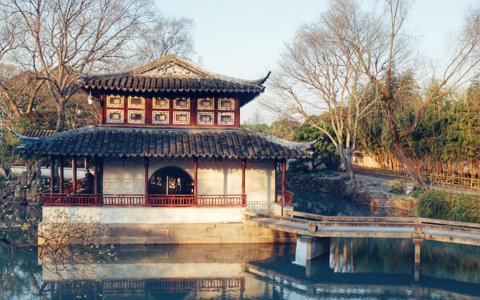 中国四大名园之一的拙政园,名冠天下,堪称一绝.