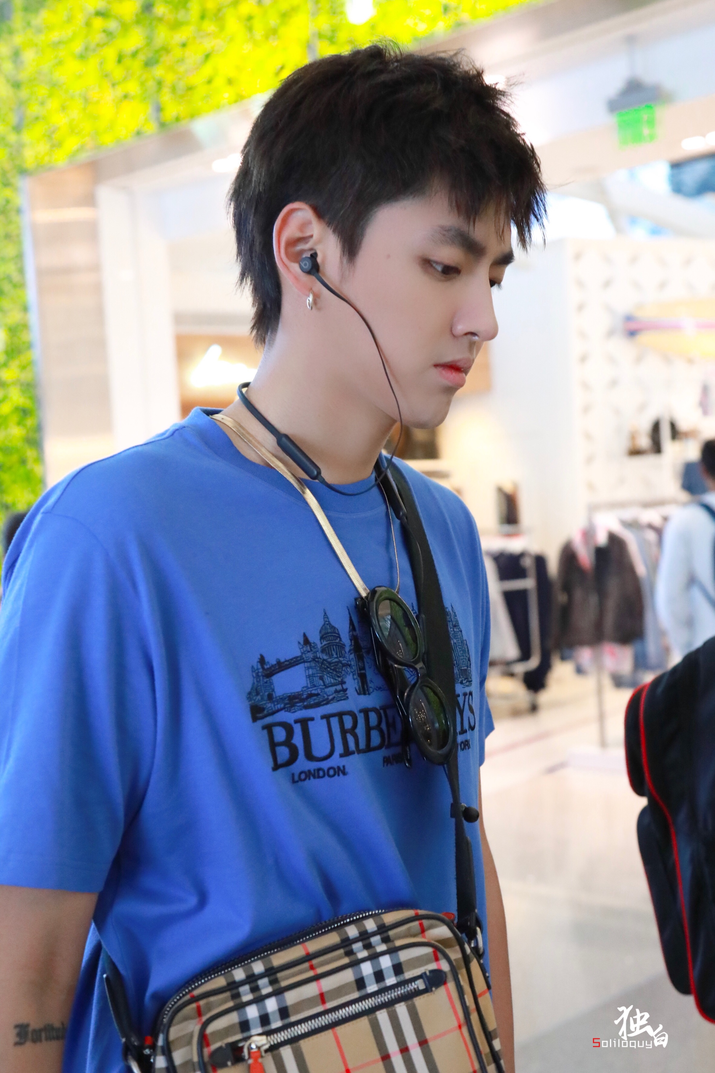 吴亦凡 kriswu