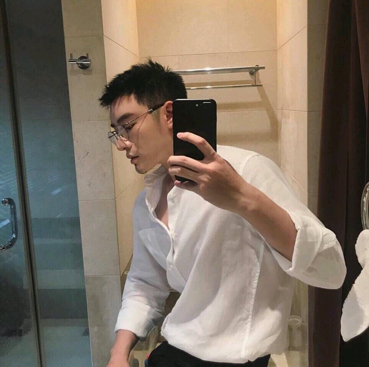落雨暝-男生头像百度贴吧用户:佳龙超级可爱男头吧:【男头】你还喜欢