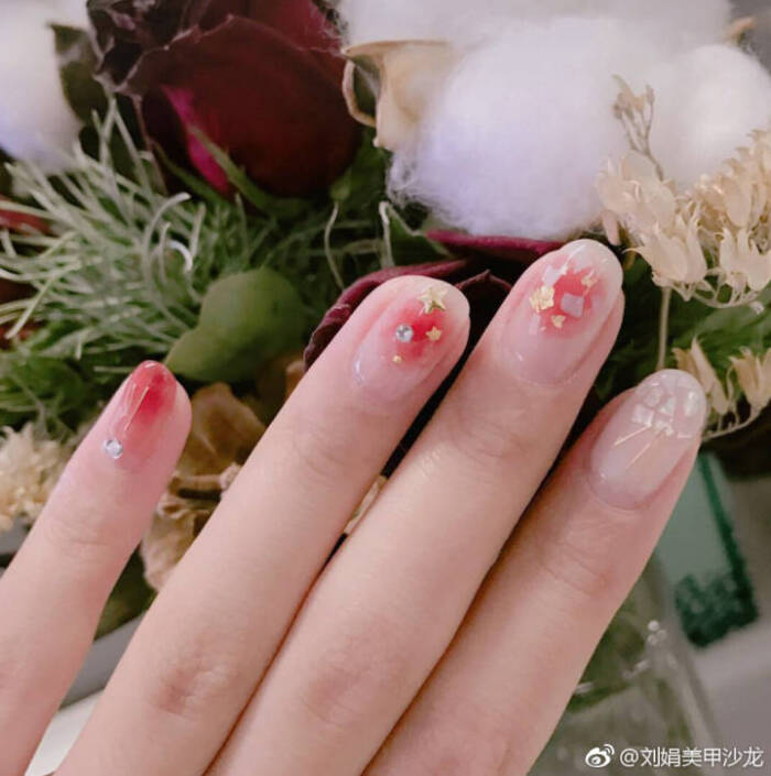 腮红美甲