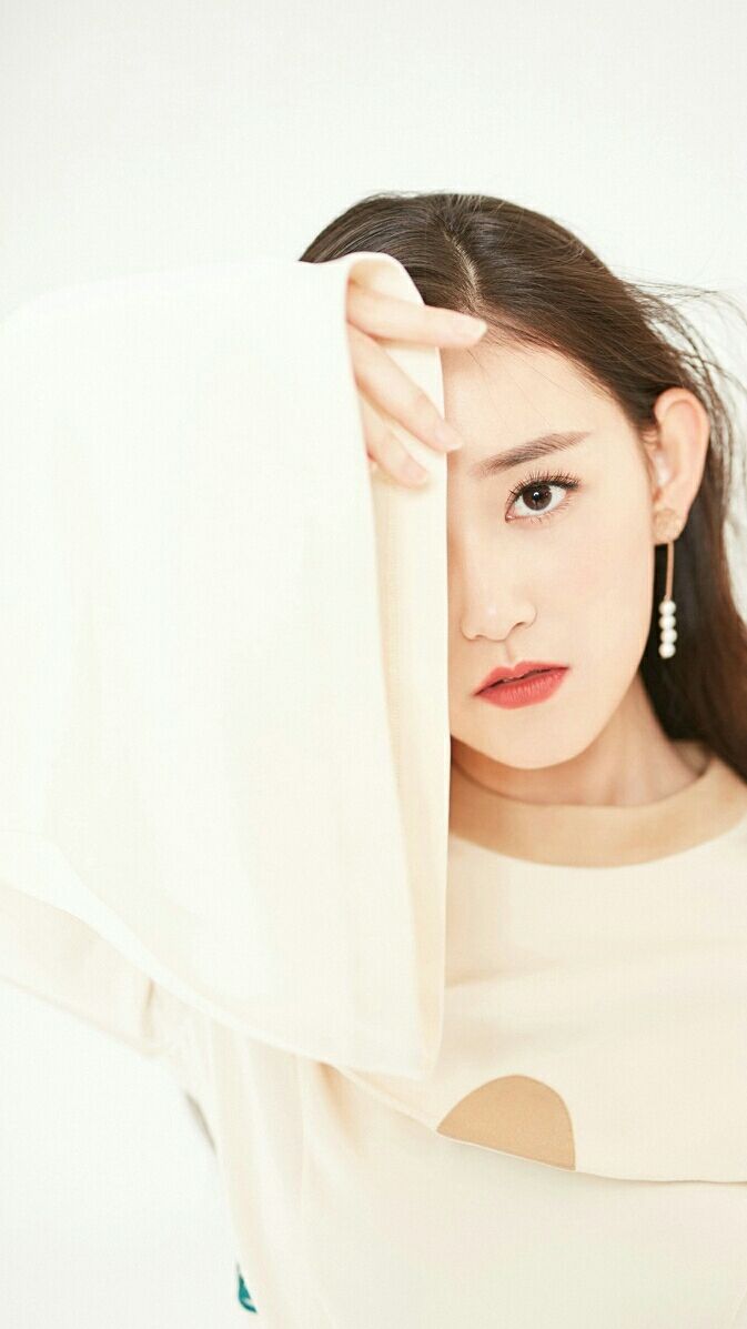 壁纸-蒋依依